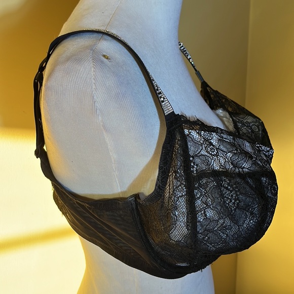 VICTORIA SECRET Size 42DDD Classic  Black Lace PushUp Underwire Bra SEXY $69 NEW - Picture 4 of 16